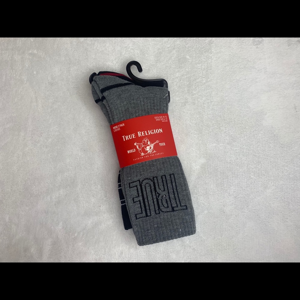 BRAND NEW 2 PAIR PACK TRUE RELIGION SOCKS